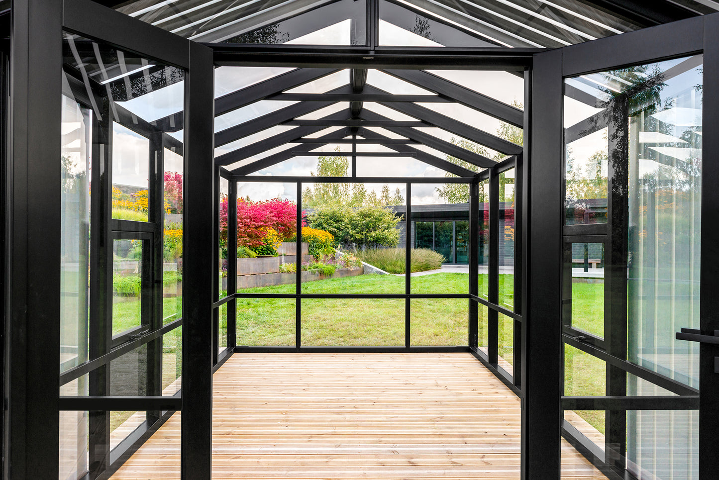 WOODEN greenhouse M2 | PREMIUM