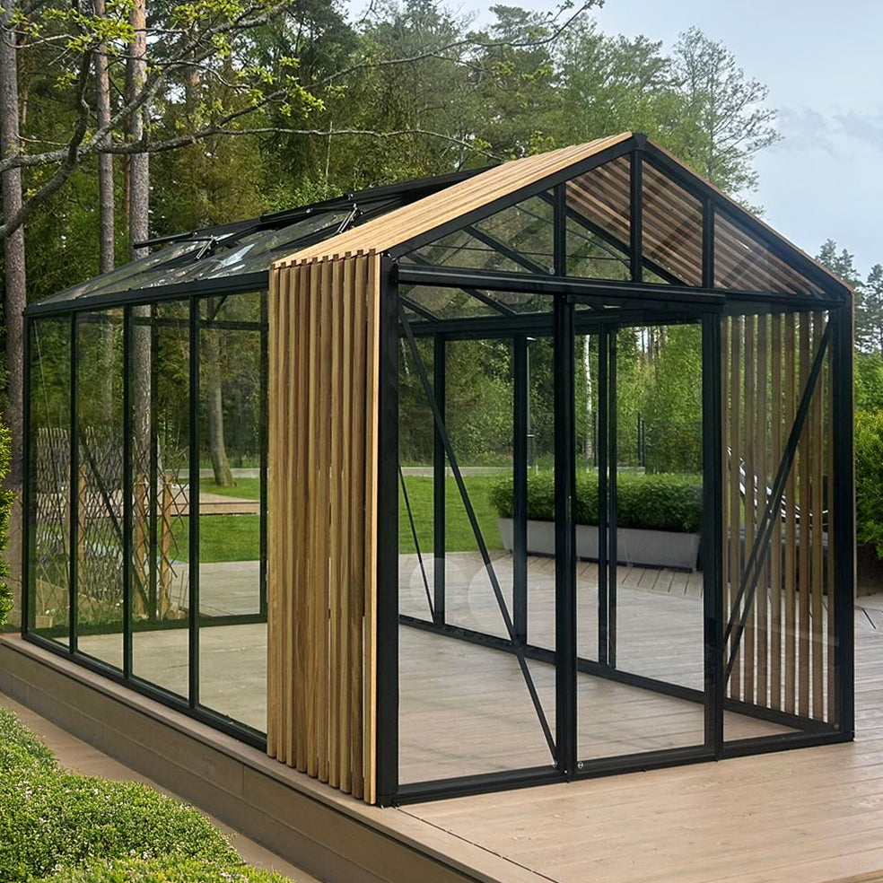 Aluminium greenhouse with wooden elements