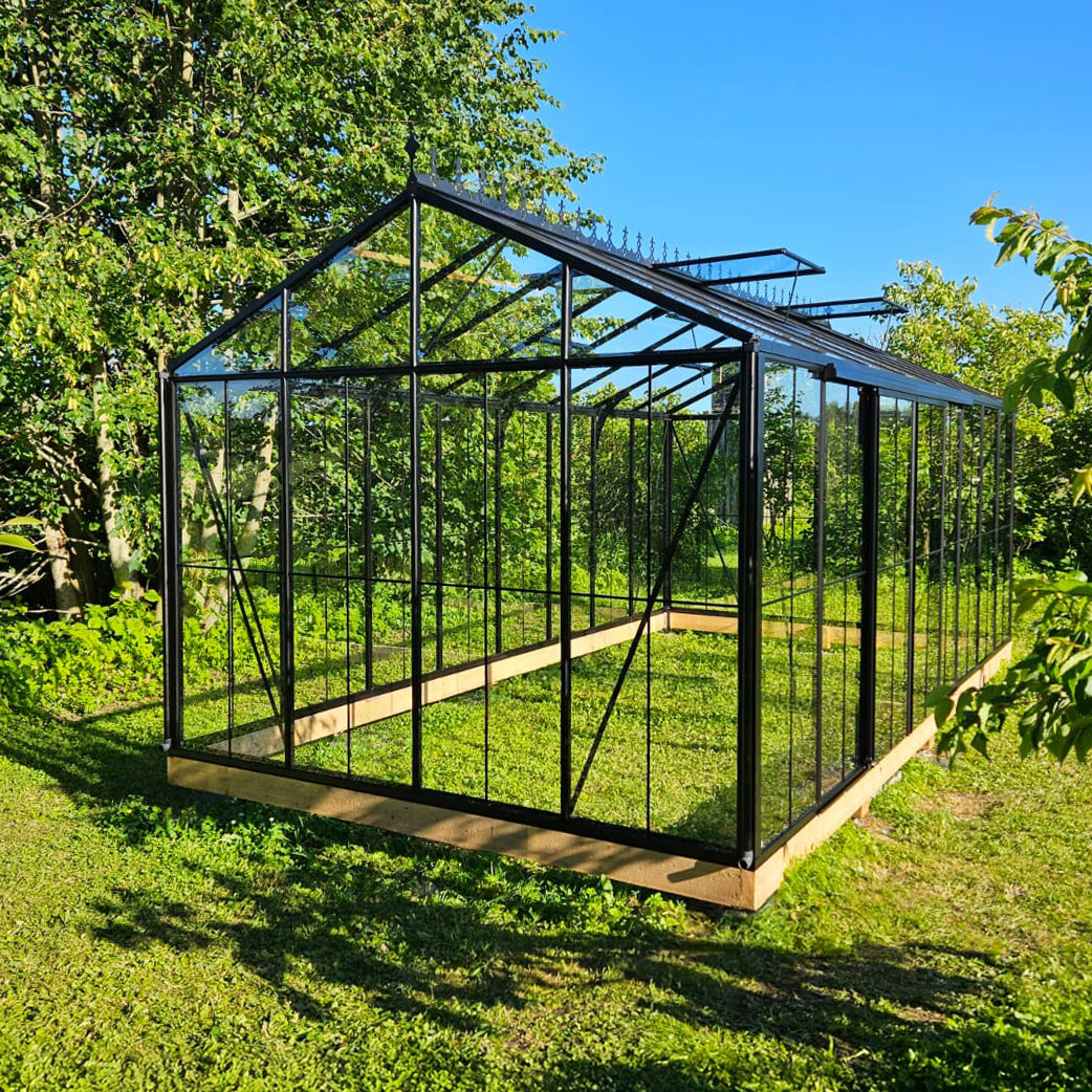 CLASSY greenhouse